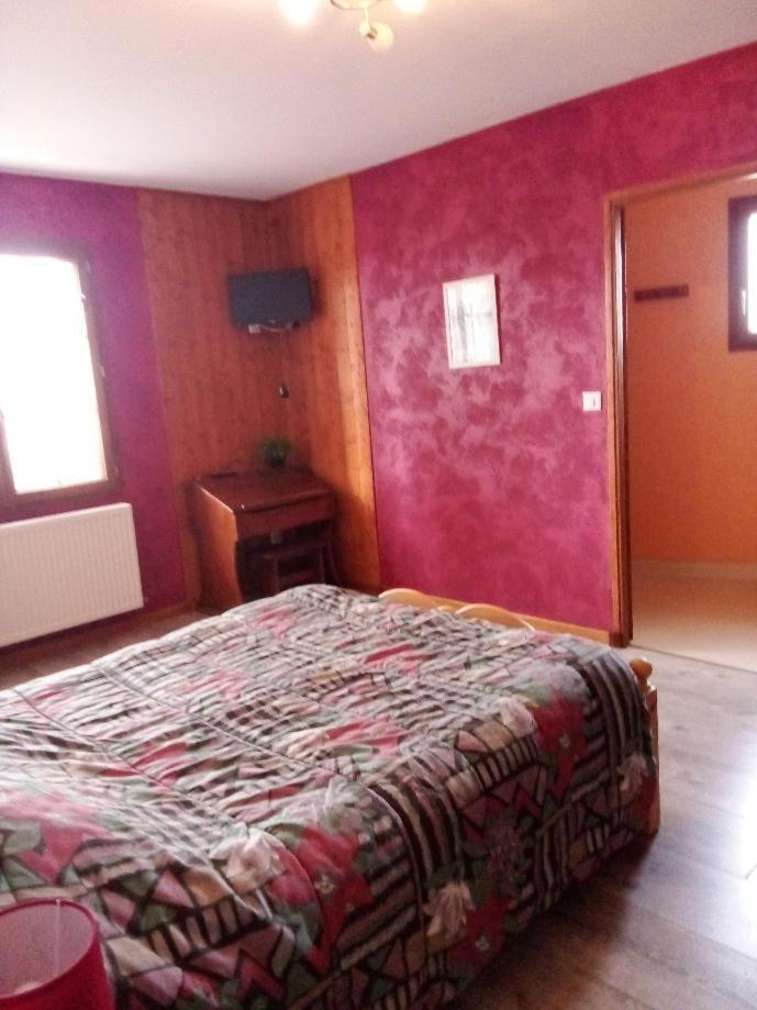 Auberge Les Volpilieres Ruynes-en-Margeride Exteriör bild
