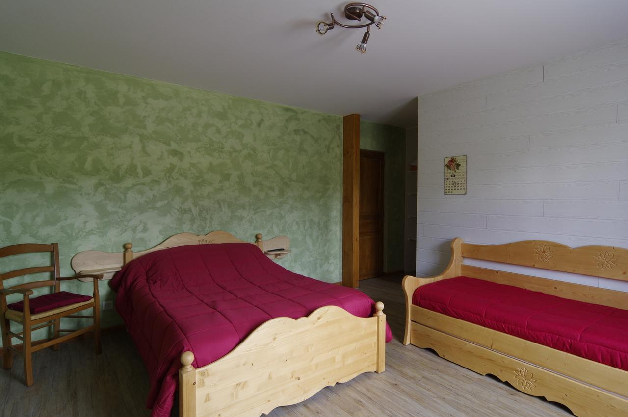 Auberge Les Volpilieres Ruynes-en-Margeride Exteriör bild